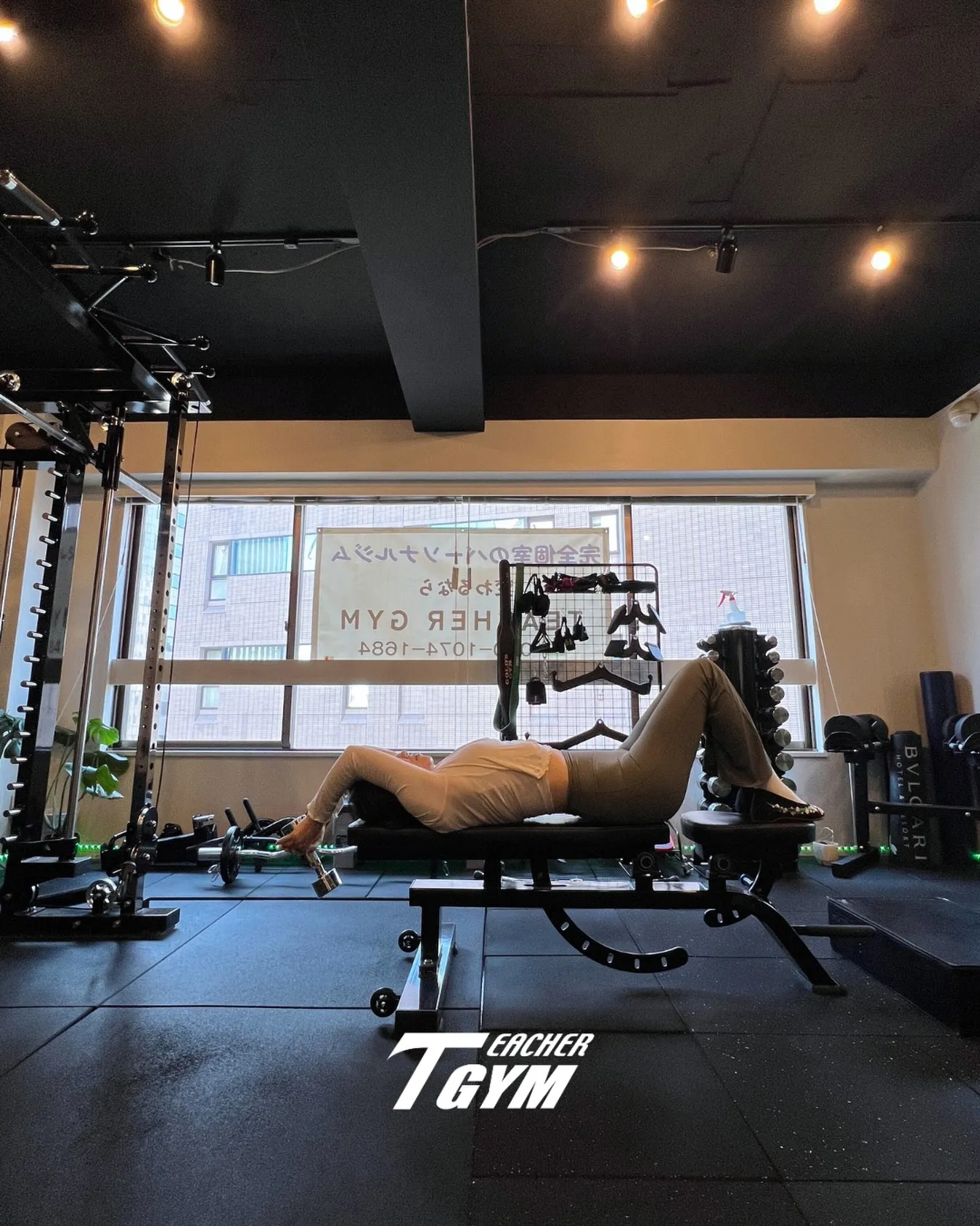 TEACHER GYM銀座・八丁堀店代表のエイジです!