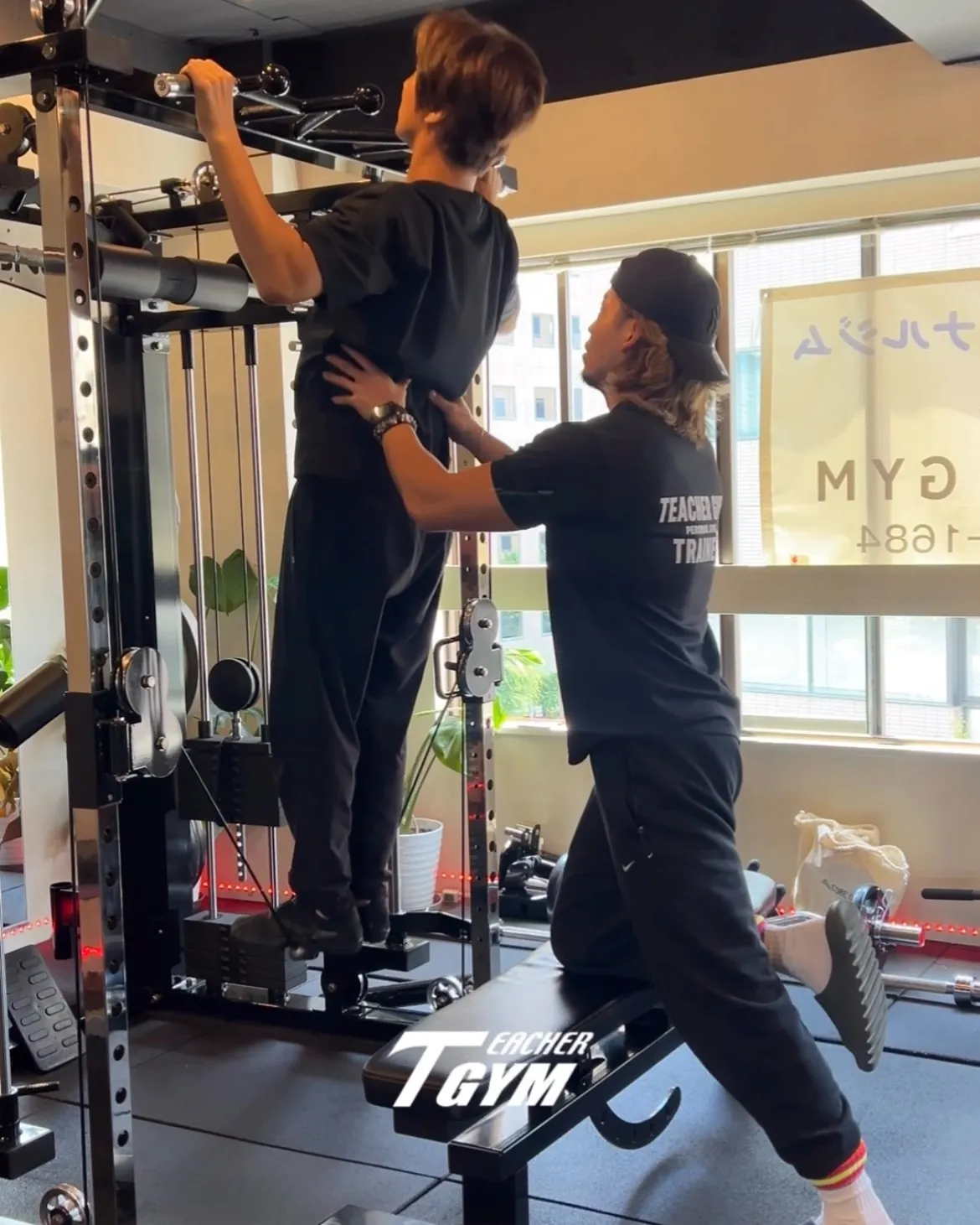 TEACHER GYM銀座・八丁堀店です!